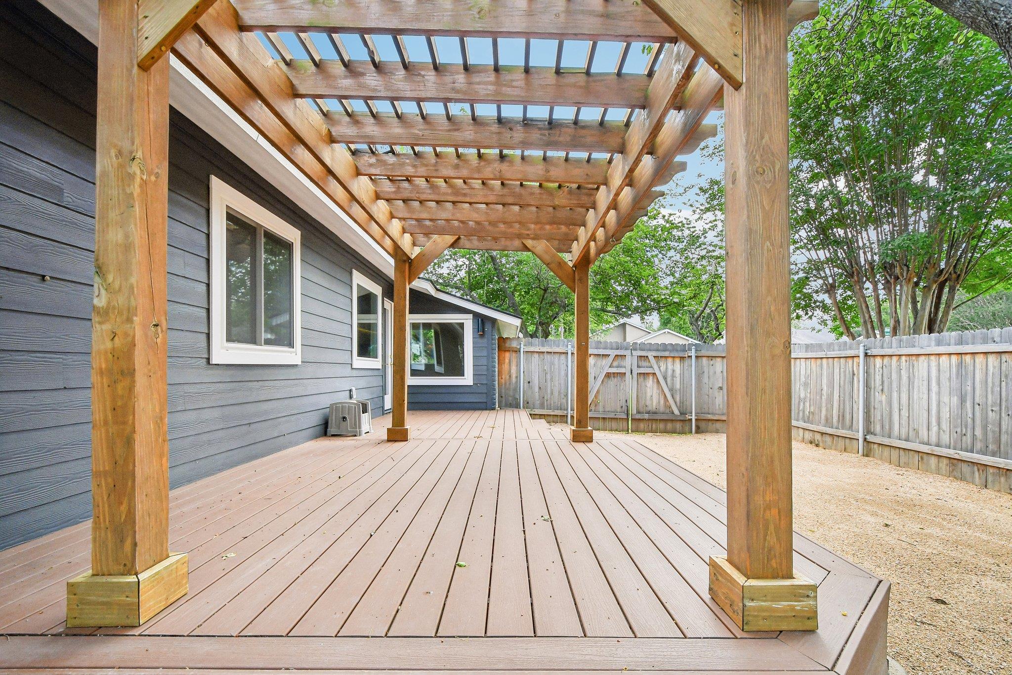 3216 Plantation Road Austin TX 78745