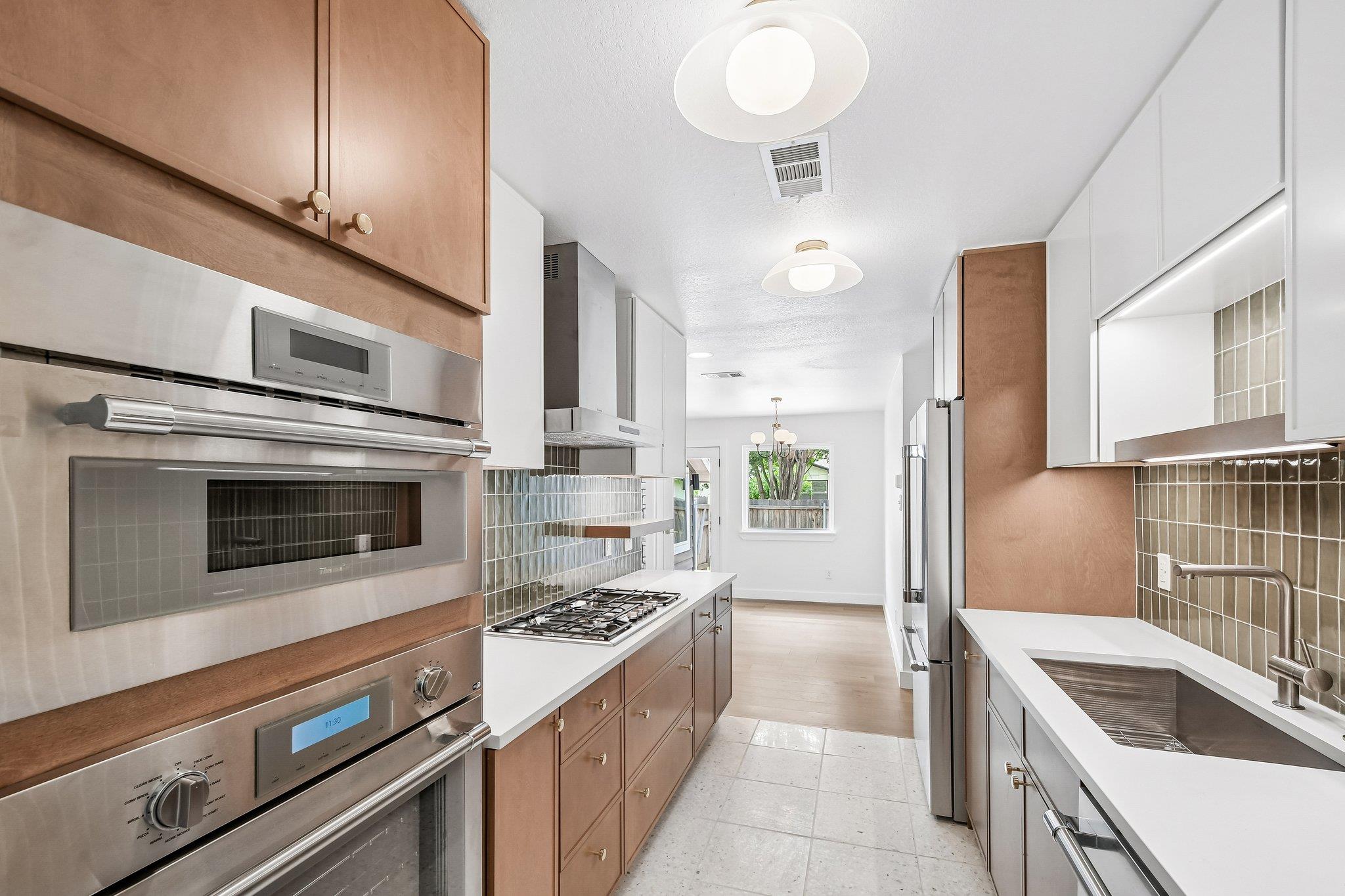 3216 Plantation Road Austin TX 78745