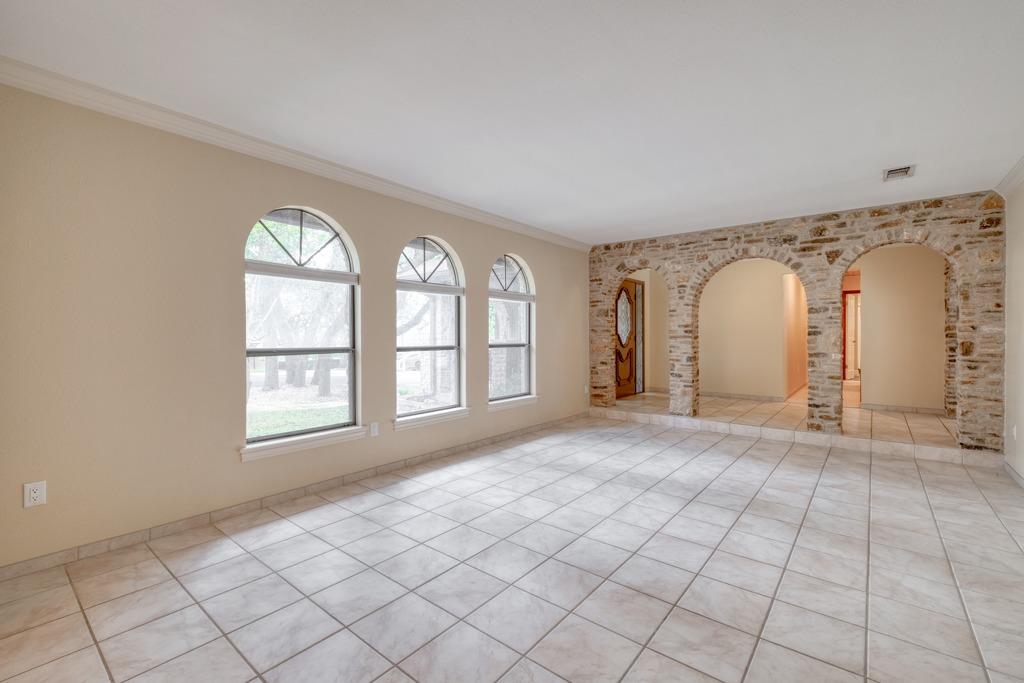 5302 Musket Ridge Austin TX 78759