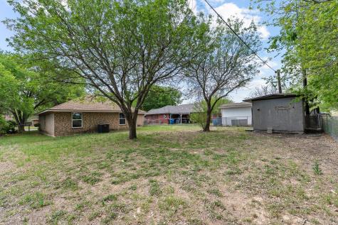 1311 Monte Vista Drive Lockhart TX 78644