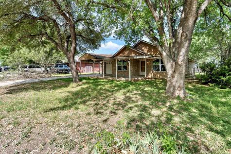 1311 Monte Vista Drive Lockhart TX 78644