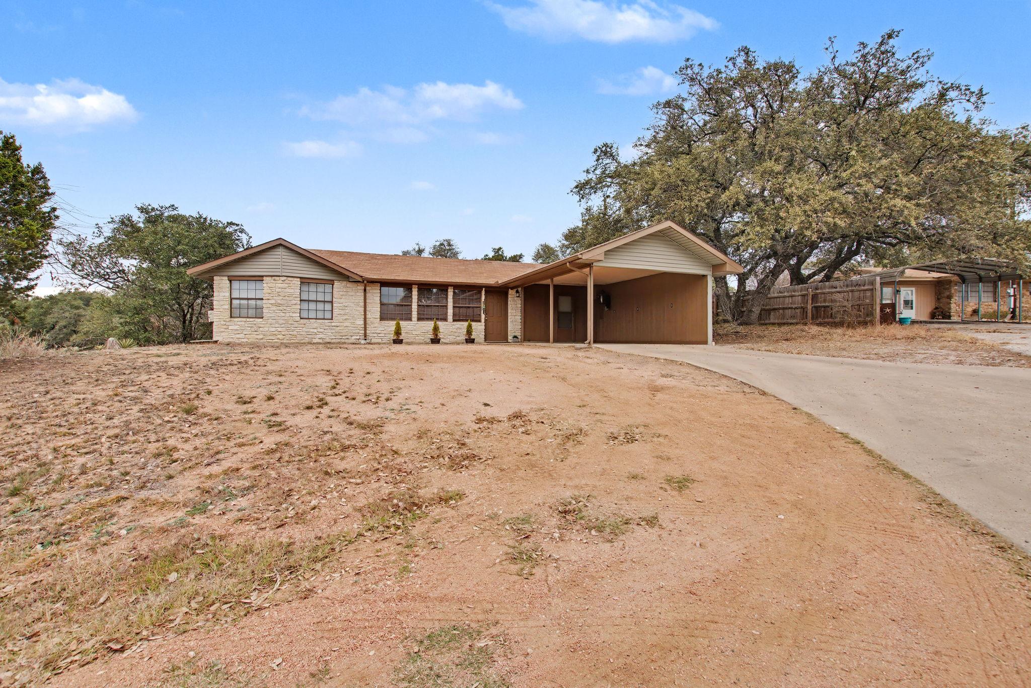 1109 County Road 132a Kingsland TX 78639