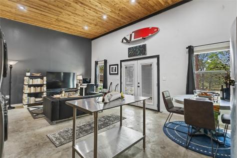 124 Valley Creek Drive Cedar Creek TX 78612