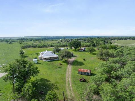 2158 County Road 225 Caldwell TX 77836