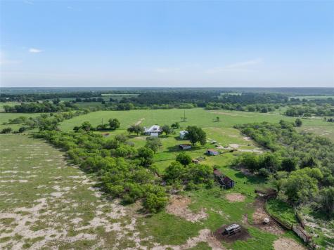 2158 County Road 225 Caldwell TX 77836