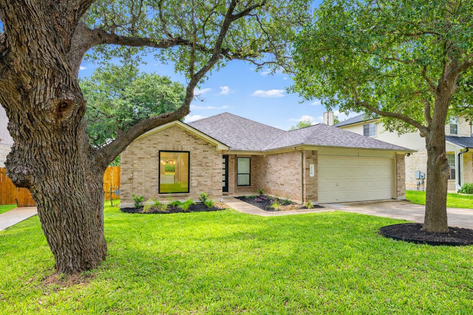 608 Haleys Cove Leander TX 78641