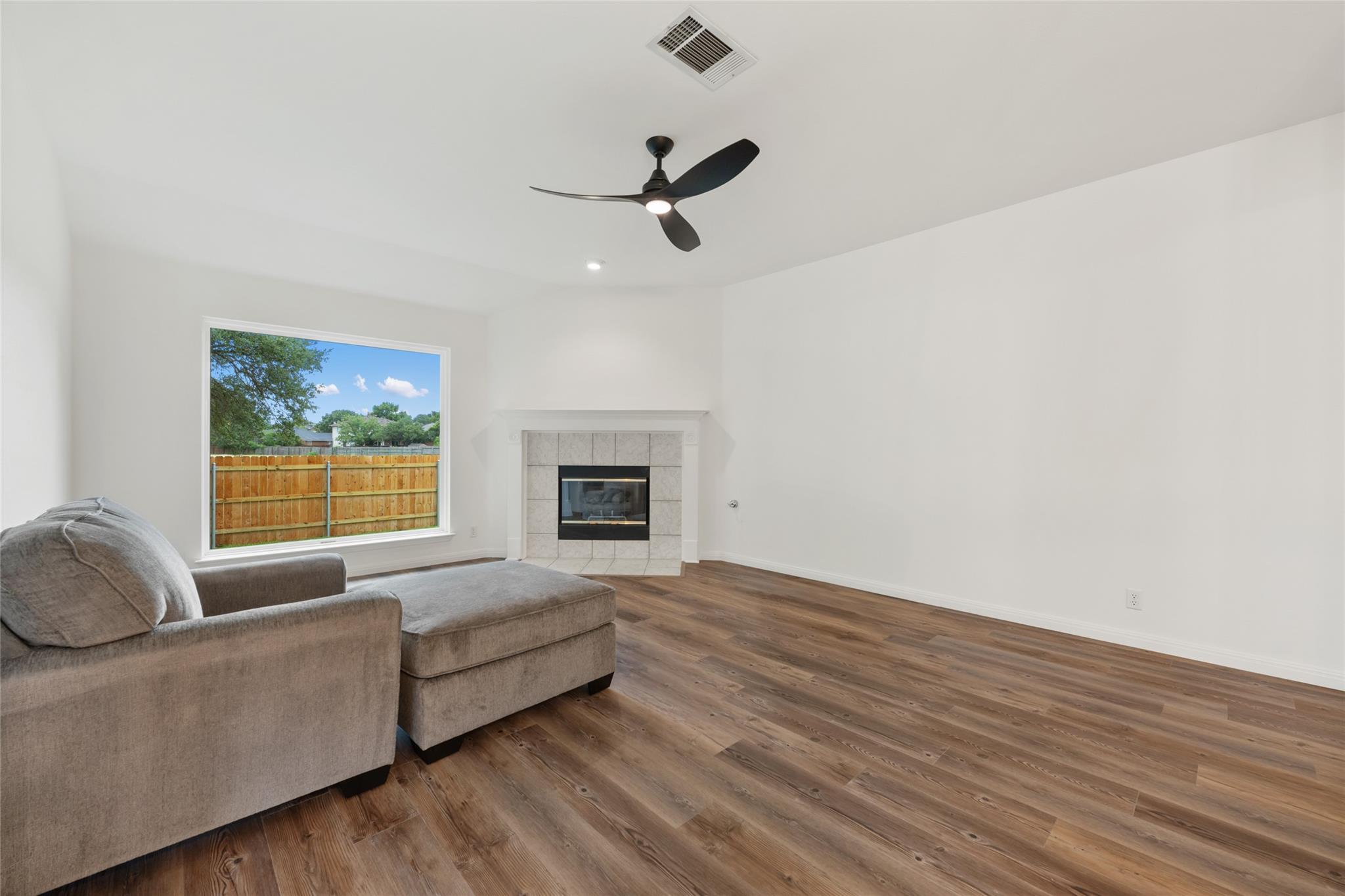 608 Haleys Cove Leander TX 78641