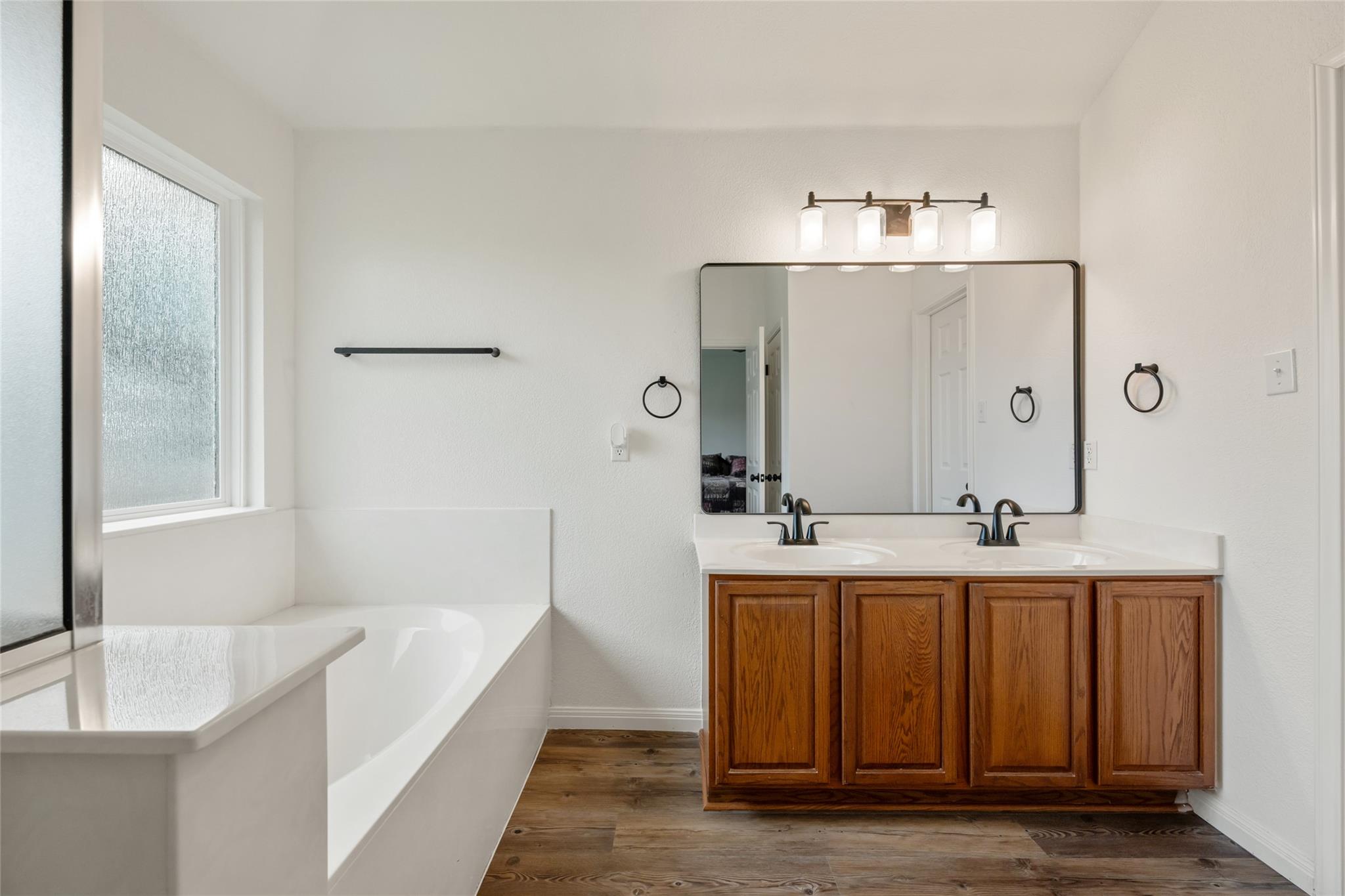 608 Haleys Cove Leander TX 78641