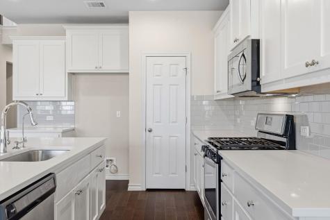 17228 Lathrop Avenue Pflugerville TX 78660