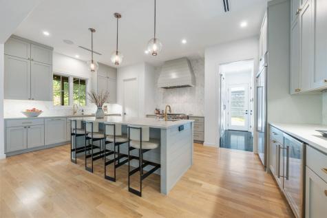 3621 Peregrine Falcon Drive Austin TX 78746
