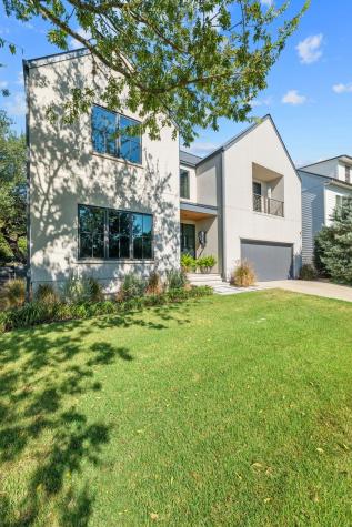 3621 Peregrine Falcon Drive Austin TX 78746