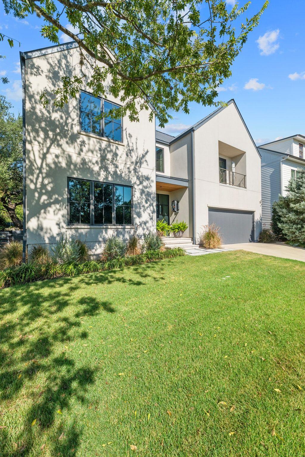 3621 Peregrine Falcon Drive Austin TX 78746