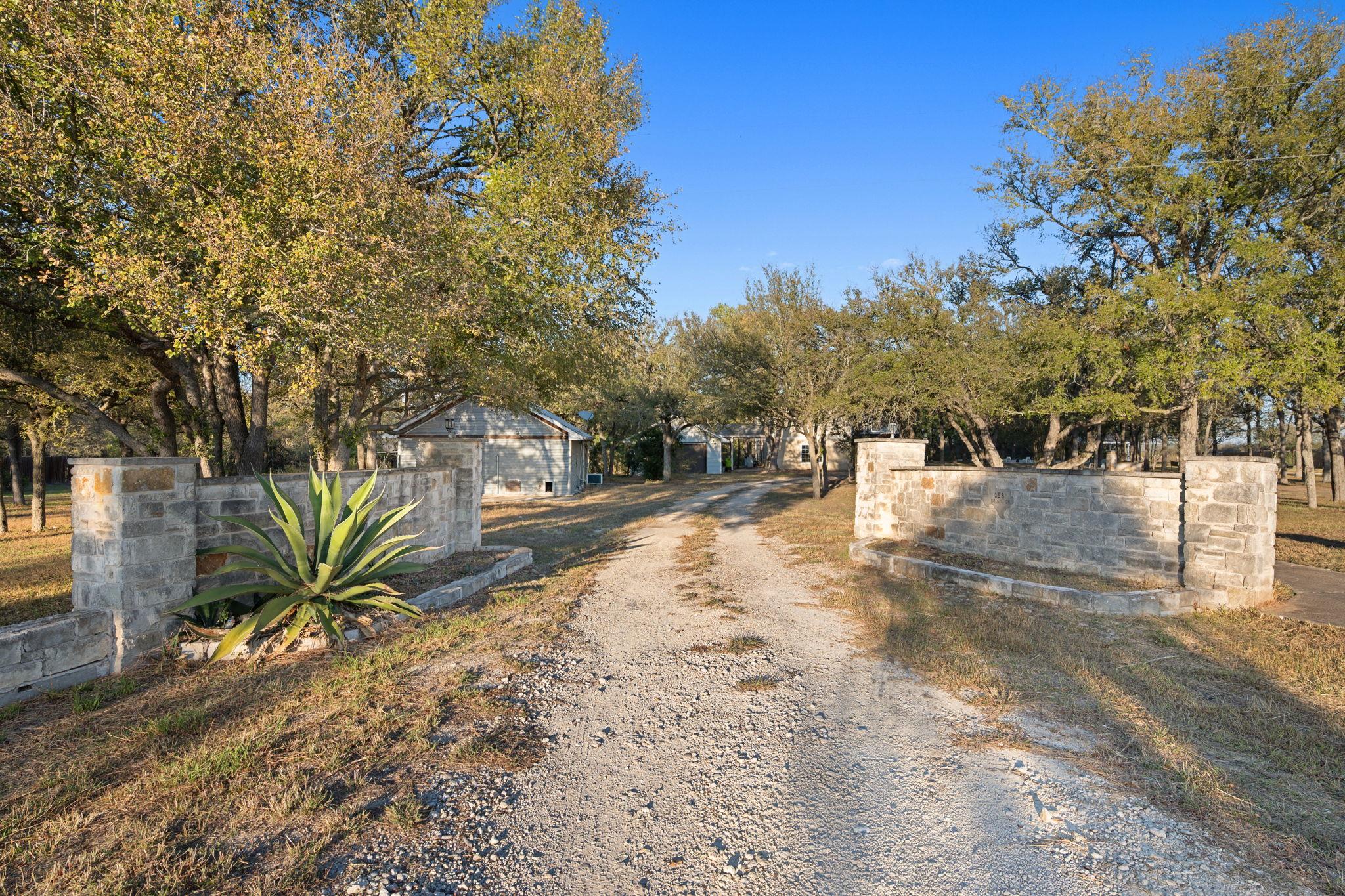 158 Uriah Drive Elgin TX 78621