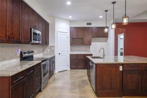 122 N Pohakea Drive Bastrop TX 78602