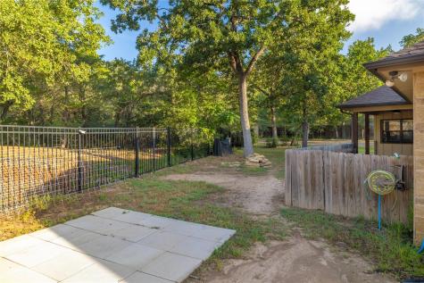 122 N Pohakea Drive Bastrop TX 78602
