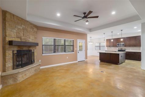 122 N Pohakea Drive Bastrop TX 78602