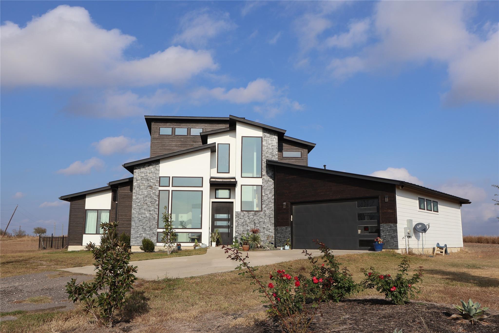 17216 Lund Carlson Road Elgin TX 78621