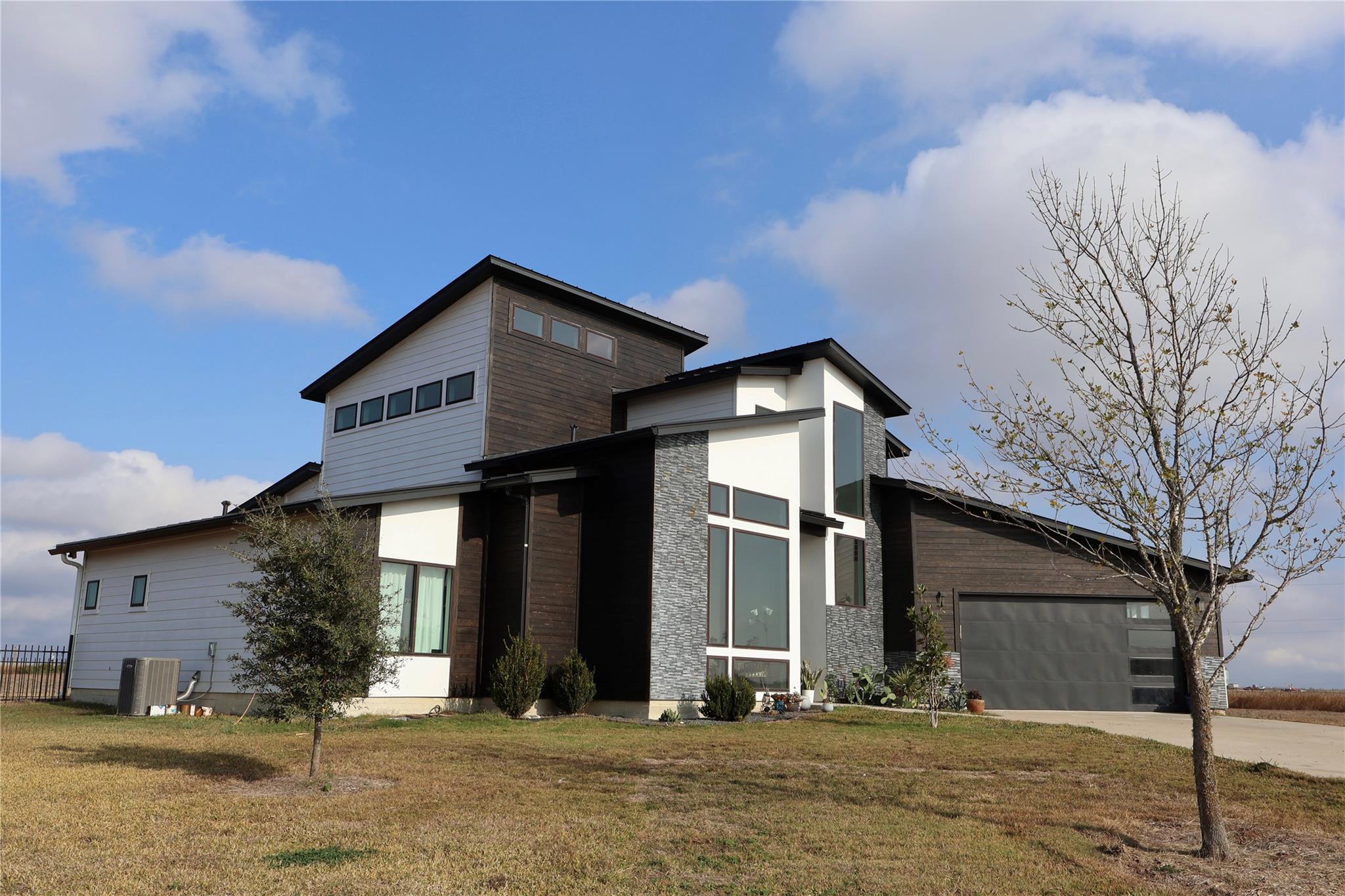 17216 Lund Carlson Road Elgin TX 78621