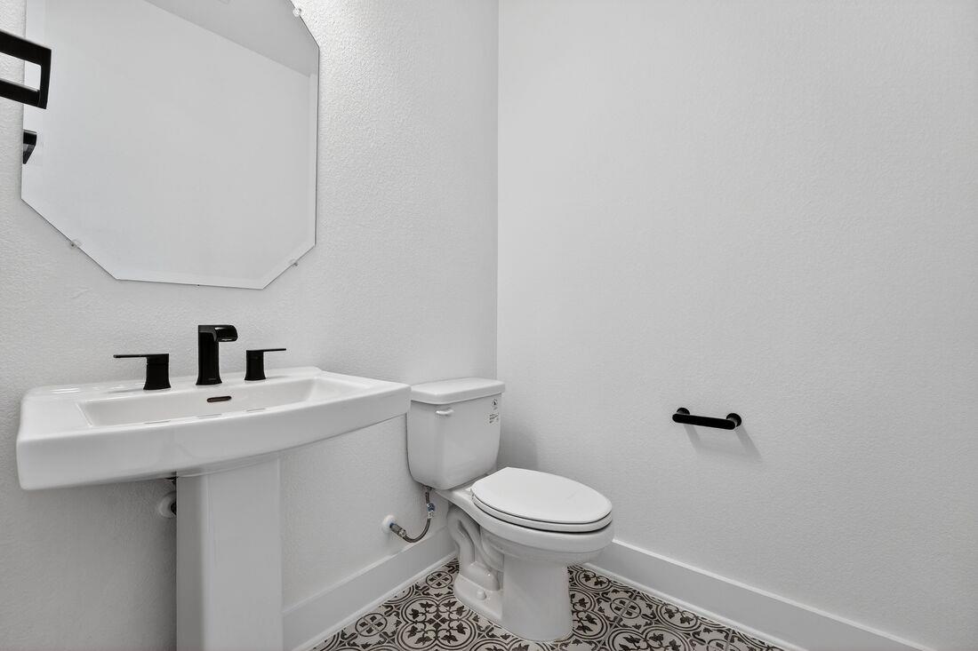 8608 Turaco Trail Austin TX 78744