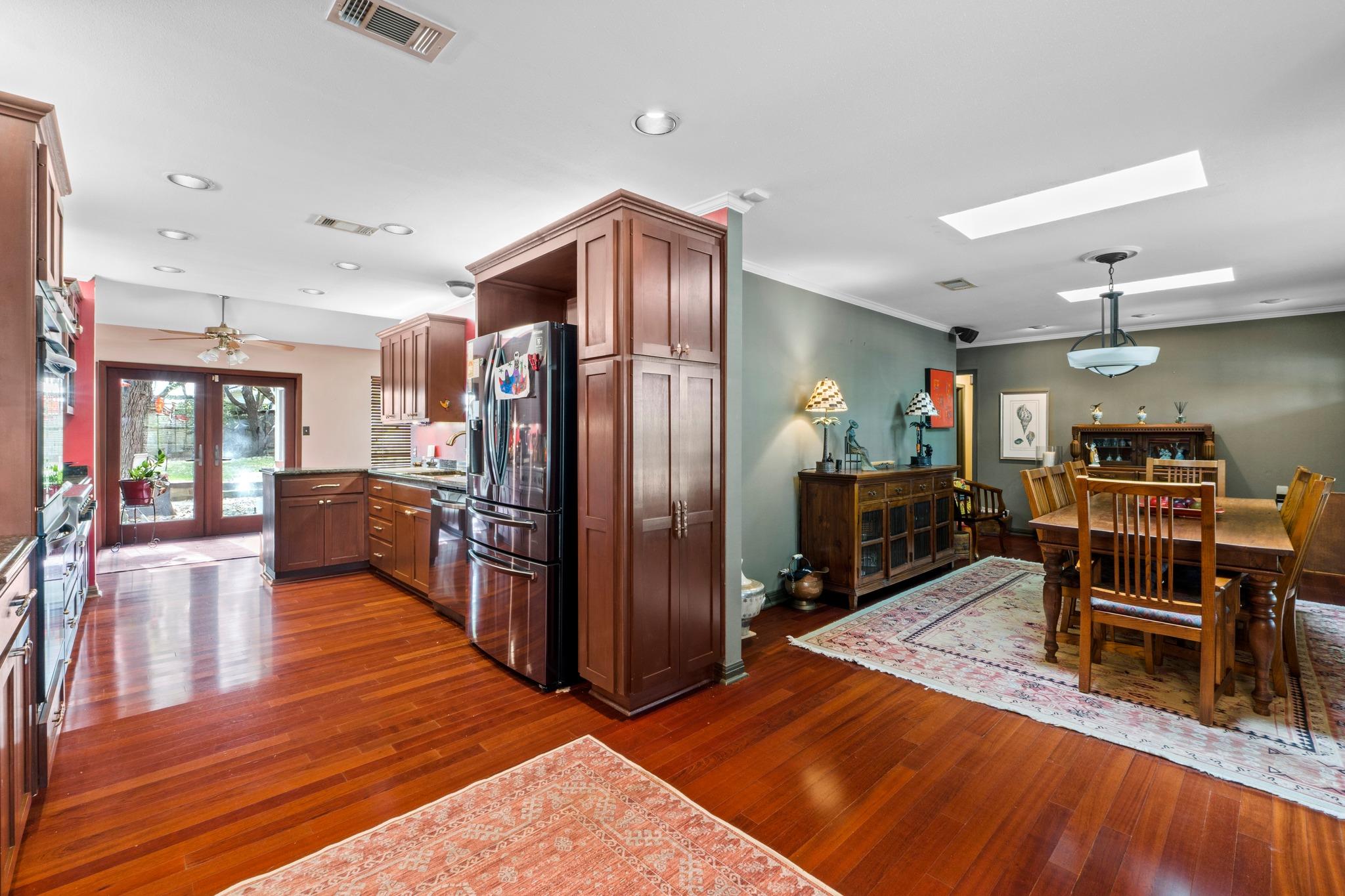 2606 Deerfoot Trail Austin TX 78704
