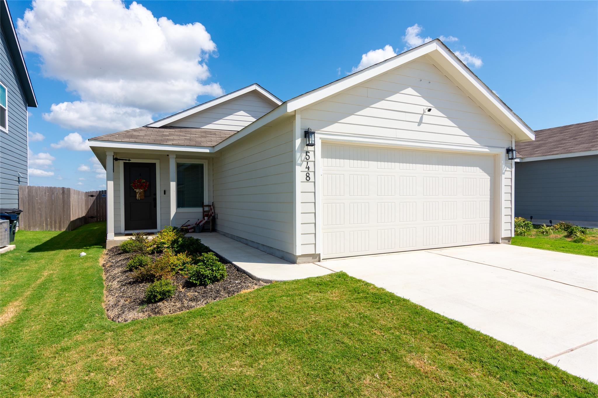 548 Rancho Del Cielo Loop Jarrell TX 76537