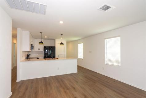 548 Rancho Del Cielo Loop Jarrell TX 76537