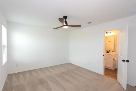 548 Rancho Del Cielo Loop Jarrell TX 76537