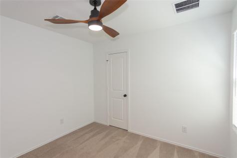 548 Rancho Del Cielo Loop Jarrell TX 76537