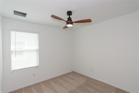 548 Rancho Del Cielo Loop Jarrell TX 76537