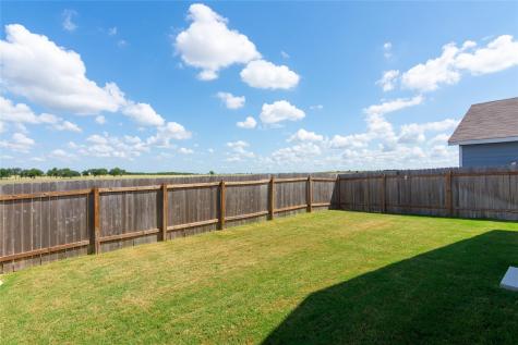 548 Rancho Del Cielo Loop Jarrell TX 76537