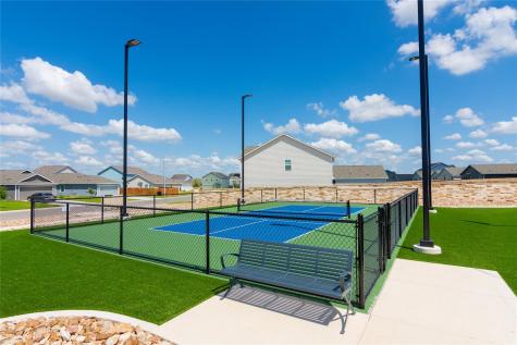 548 Rancho Del Cielo Loop Jarrell TX 76537