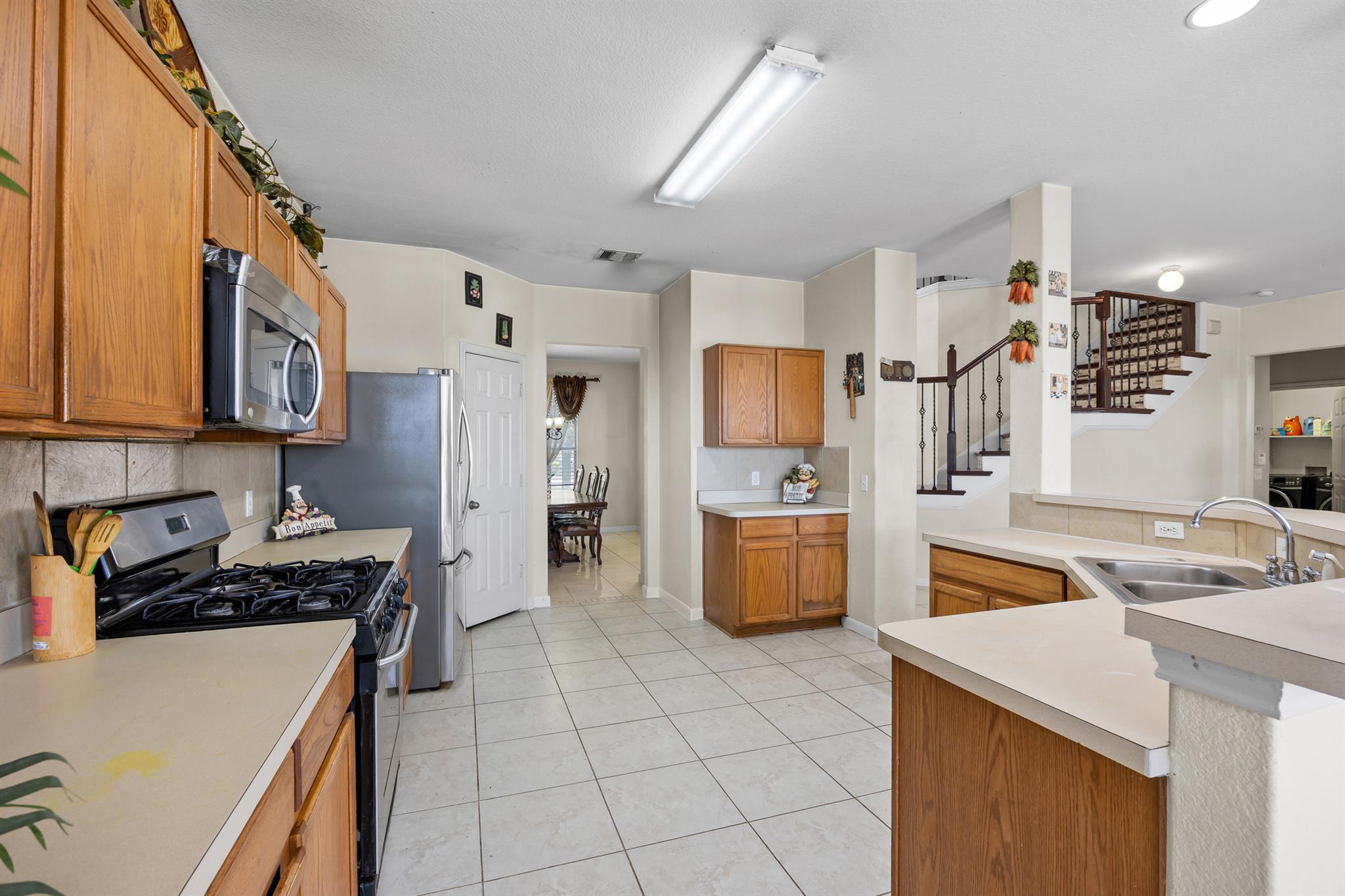 3502 Shiraz Loop Round Rock TX 78665