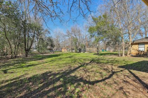 304 Harris Street Smithville TX 78957