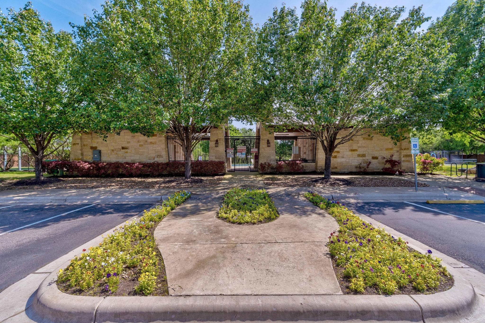 389 Still Hollow Creek Buda TX 78610