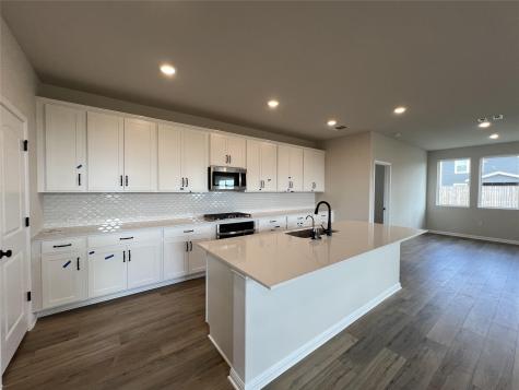 329 Willow Heights Drive Hutto TX 78634