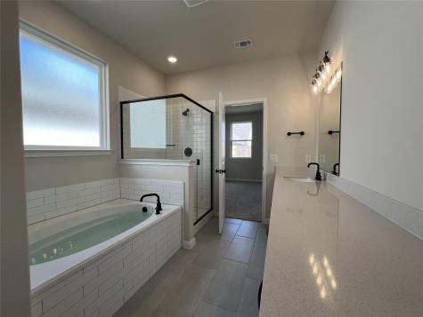 329 Willow Heights Drive Hutto TX 78634