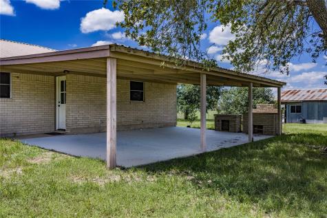 139 Owl Creek Road La Grange TX 78960