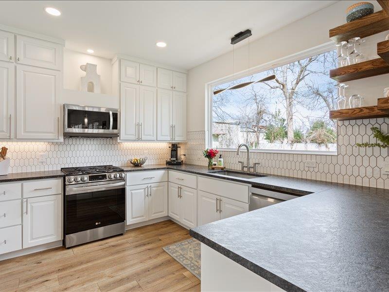 1205 S Main Street Georgetown TX 78626
