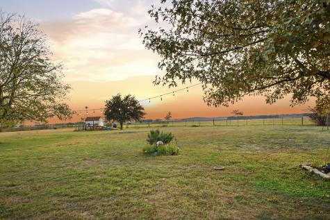 4020 Grassland Lane Kyle TX 78640