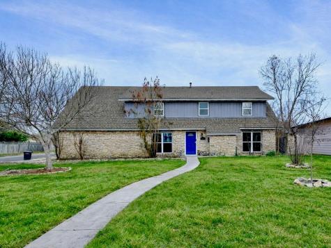 827 Briarcliff Drive San Antonio TX 78213