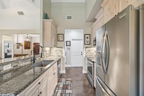 106 Kahuku Court Bastrop TX 78602