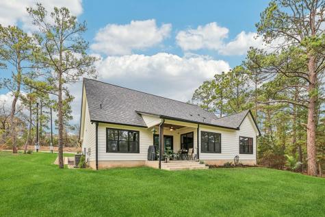 106 Kahuku Court Bastrop TX 78602