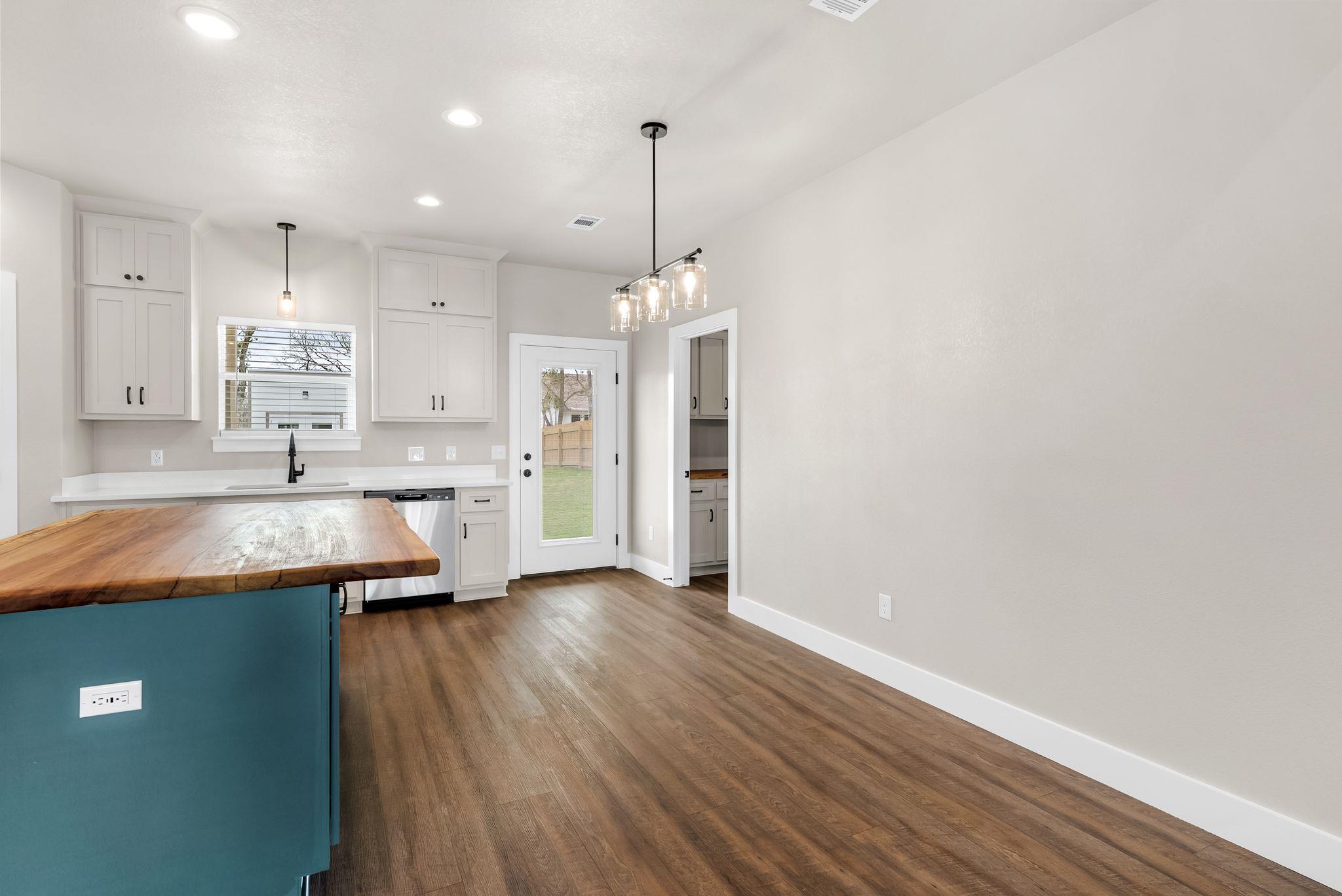 103 Lentz Main Street Red Rock TX 78662