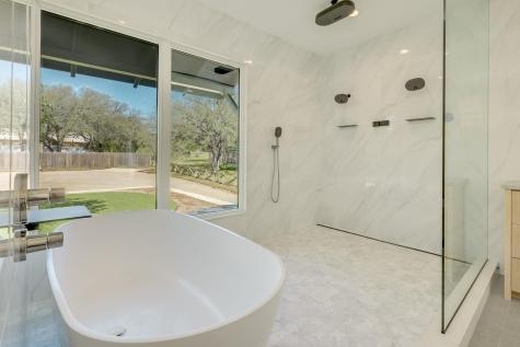 909 Cat Hollow Club Drive Spicewood TX 78669