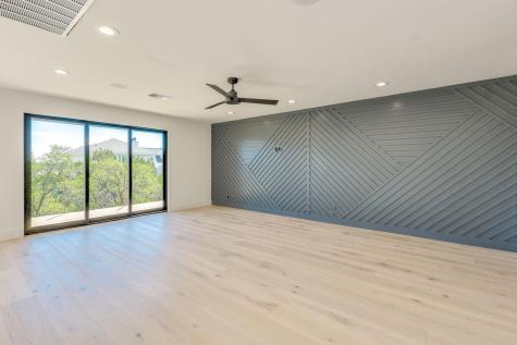 909 Cat Hollow Club Drive Spicewood TX 78669