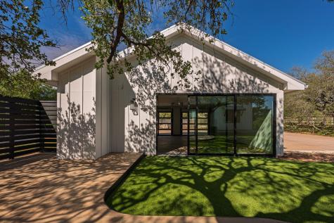 909 Cat Hollow Club Drive Spicewood TX 78669