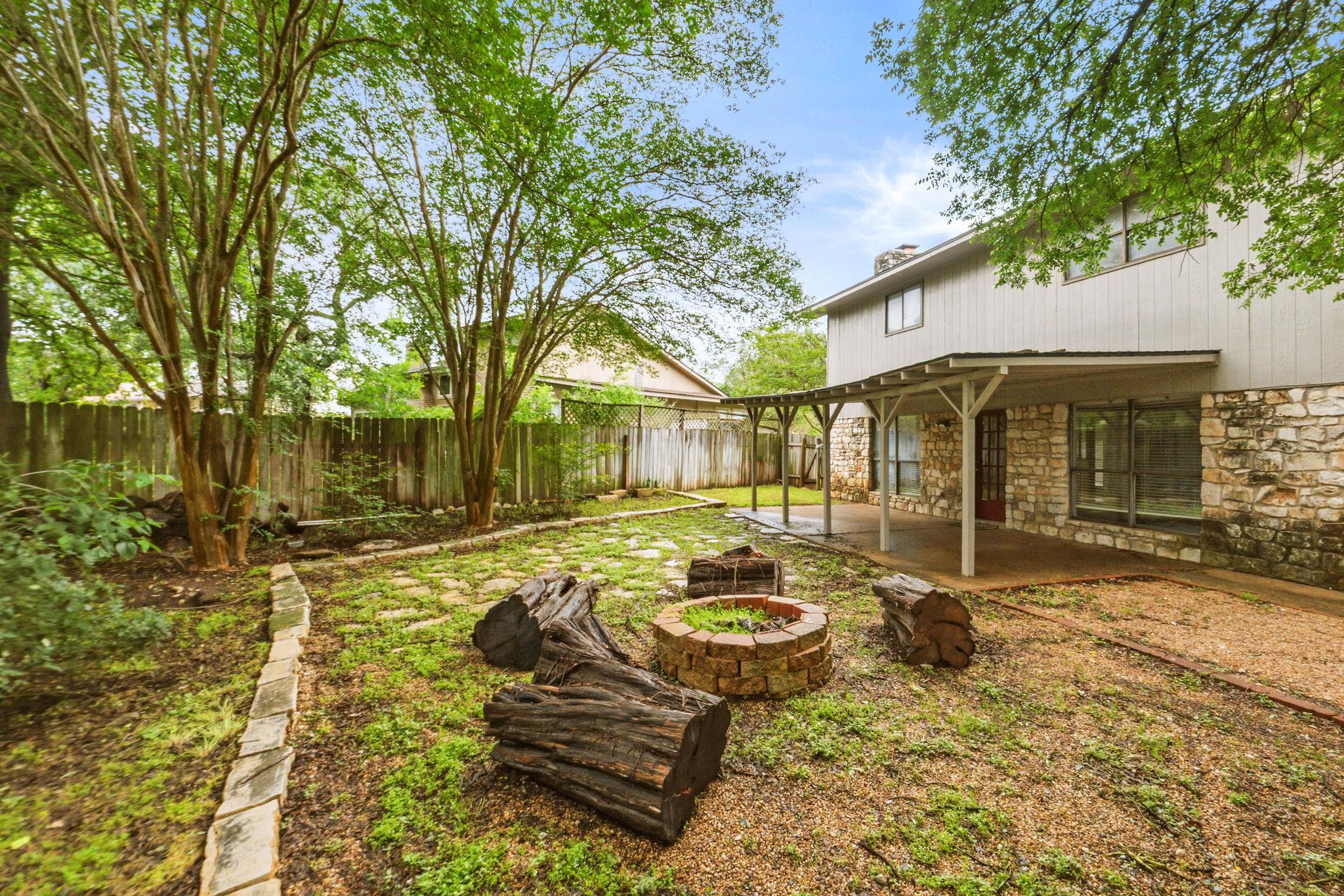 1303 Creekview Drive Round Rock TX 78681