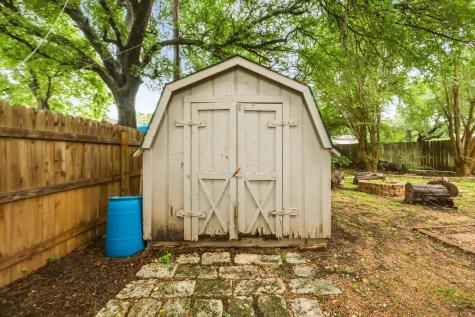 1303 Creekview Drive Round Rock TX 78681