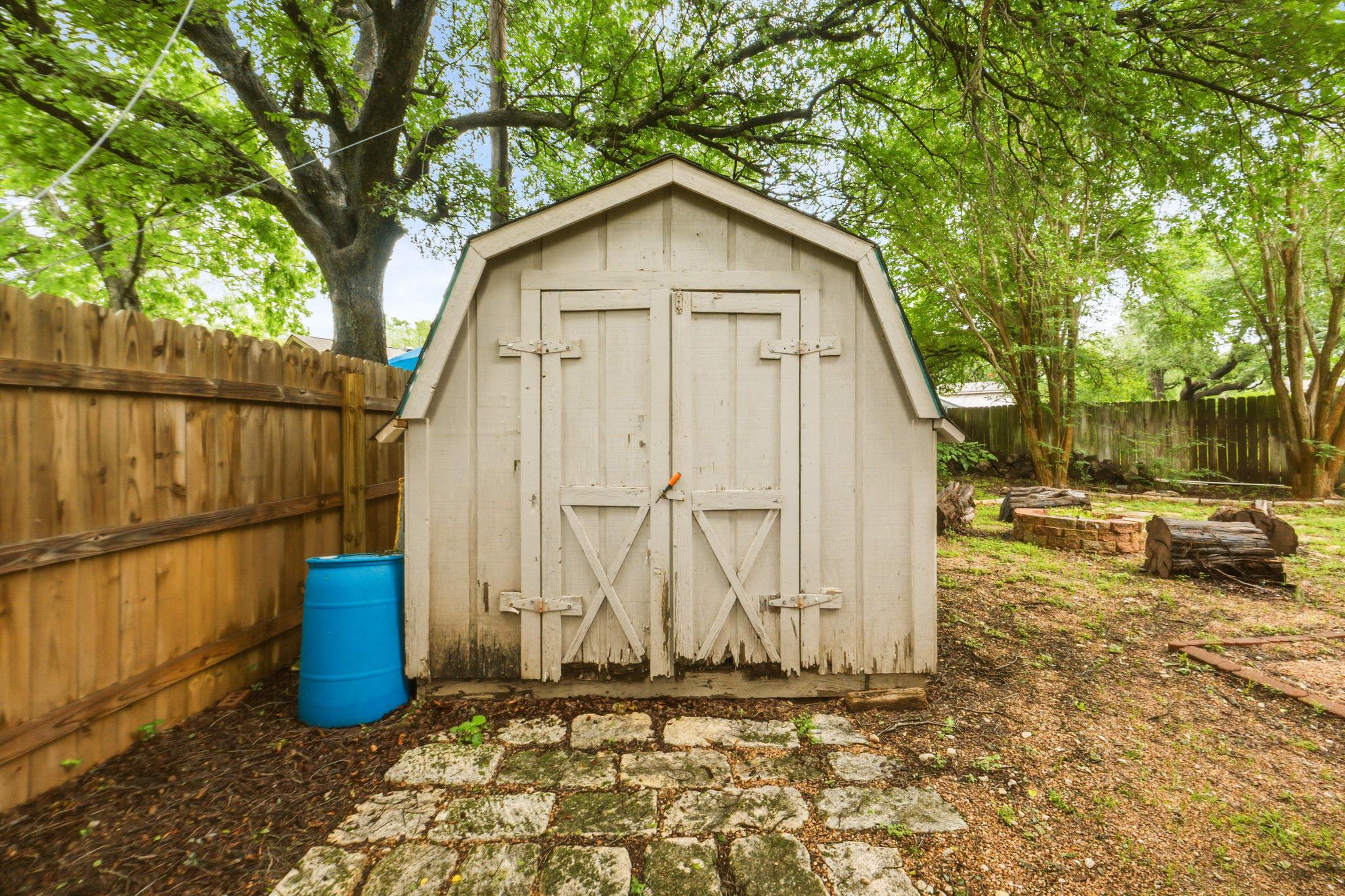 1303 Creekview Drive Round Rock TX 78681