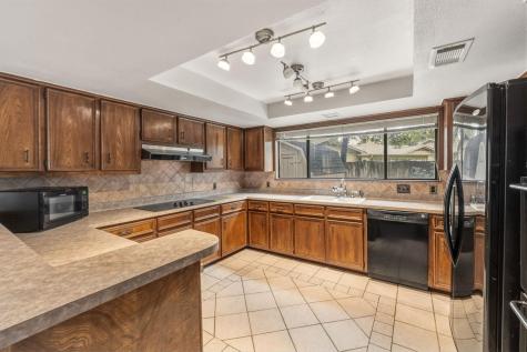 1303 Creekview Drive Round Rock TX 78681